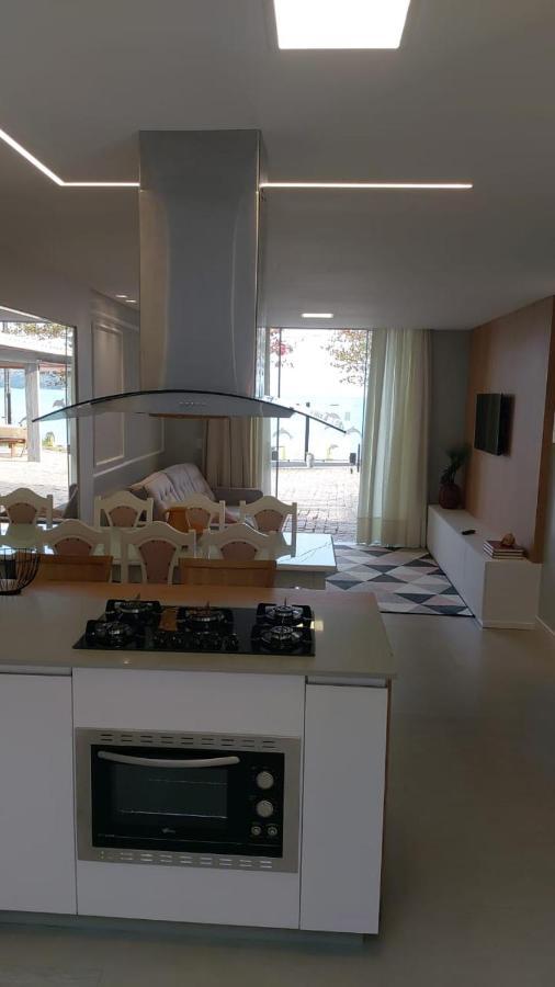 Apartamento Frente Mar Na Baia De Порто Бело Екстериор снимка