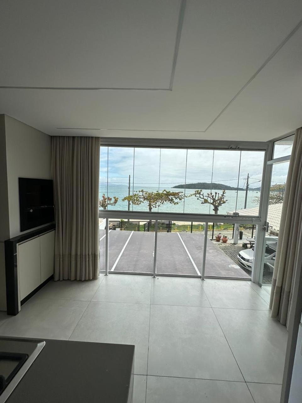 Apartamento Frente Mar Na Baia De Порто Бело Екстериор снимка