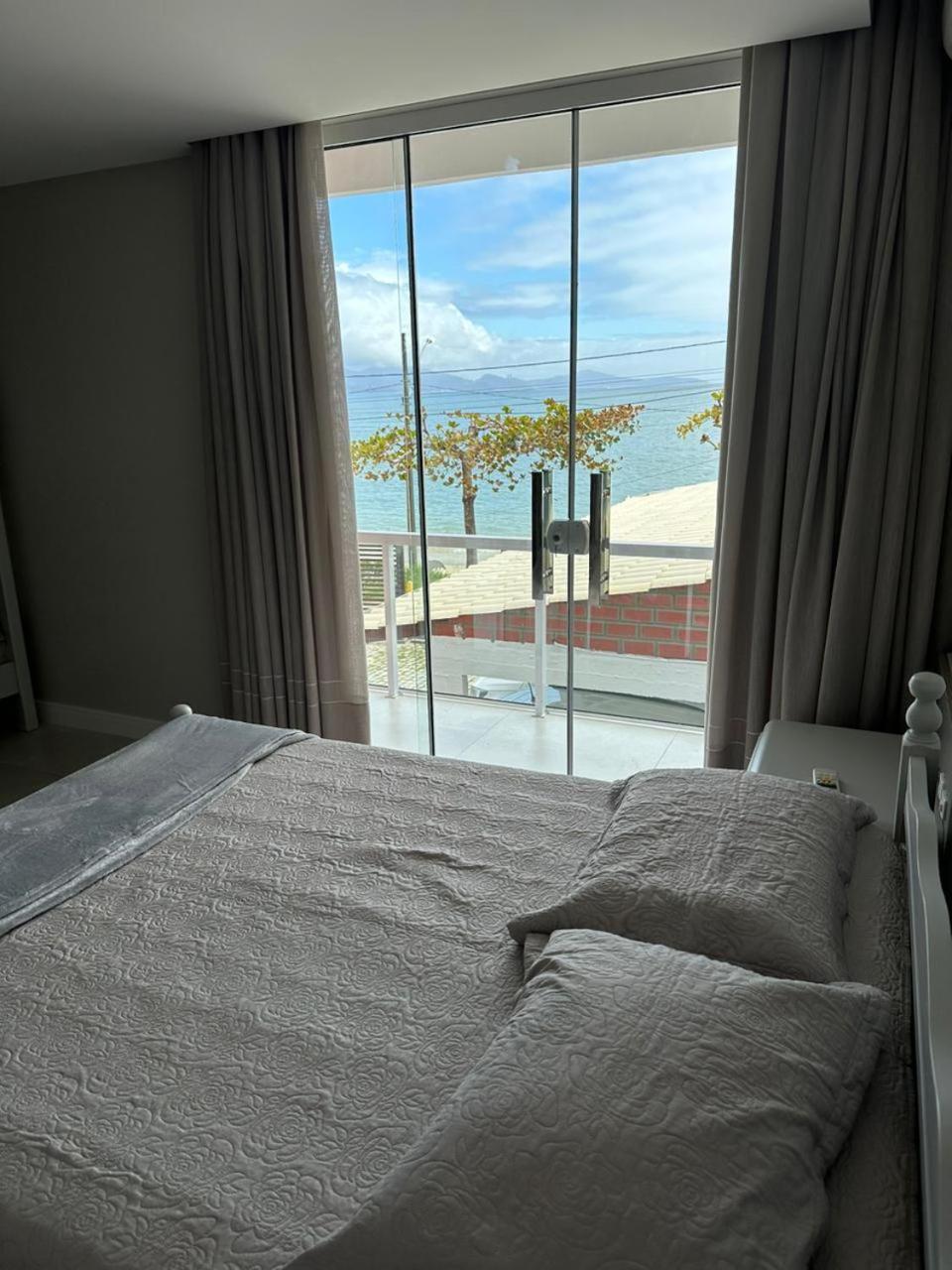 Apartamento Frente Mar Na Baia De Порто Бело Екстериор снимка