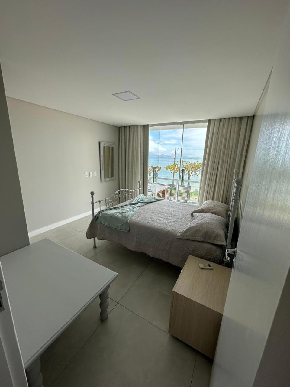 Apartamento Frente Mar Na Baia De Порто Бело Екстериор снимка
